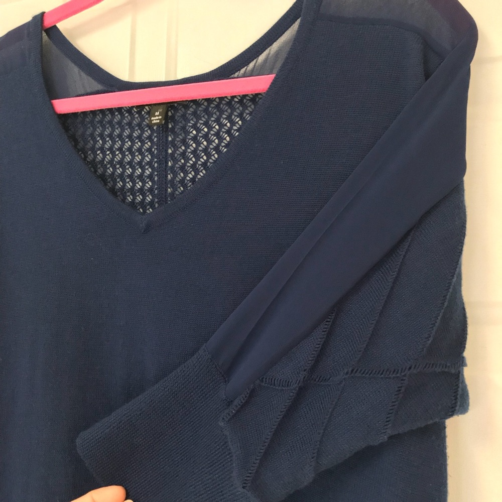 Navy blue Limited sweater with lots of details!